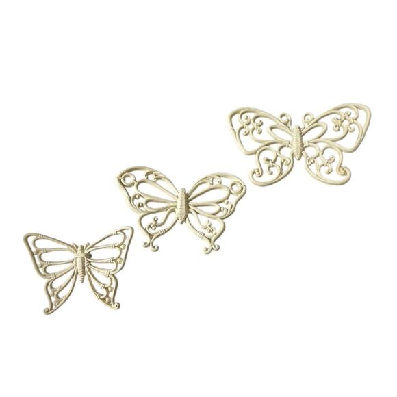 VTG Butterfly Wall Art Homco 70’s MCM Rattan Look Plastic 3 Pieces Cabincore - Picture 1 of 5